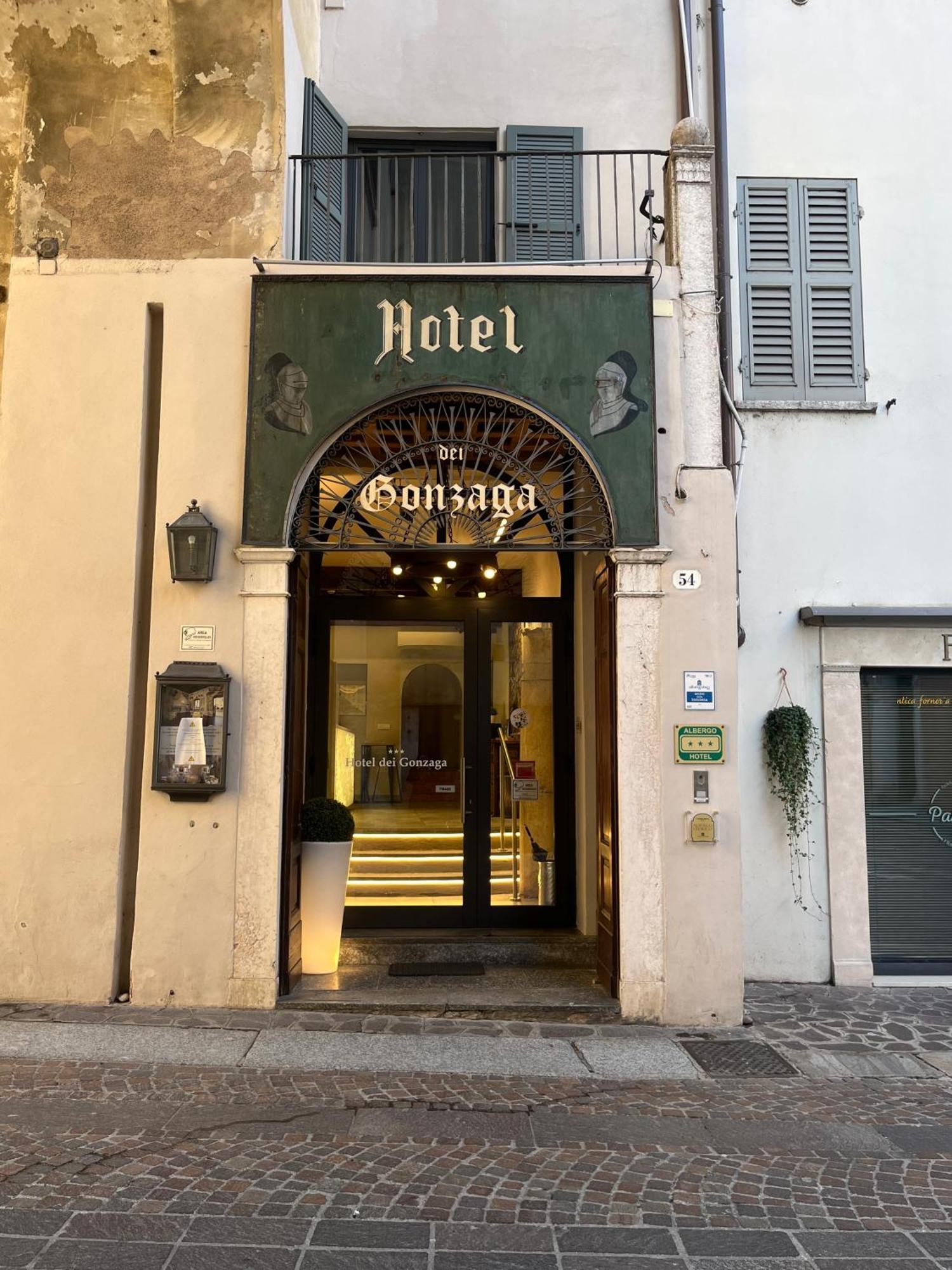 Hotel Dei Gonzaga Mantova Exterior photo